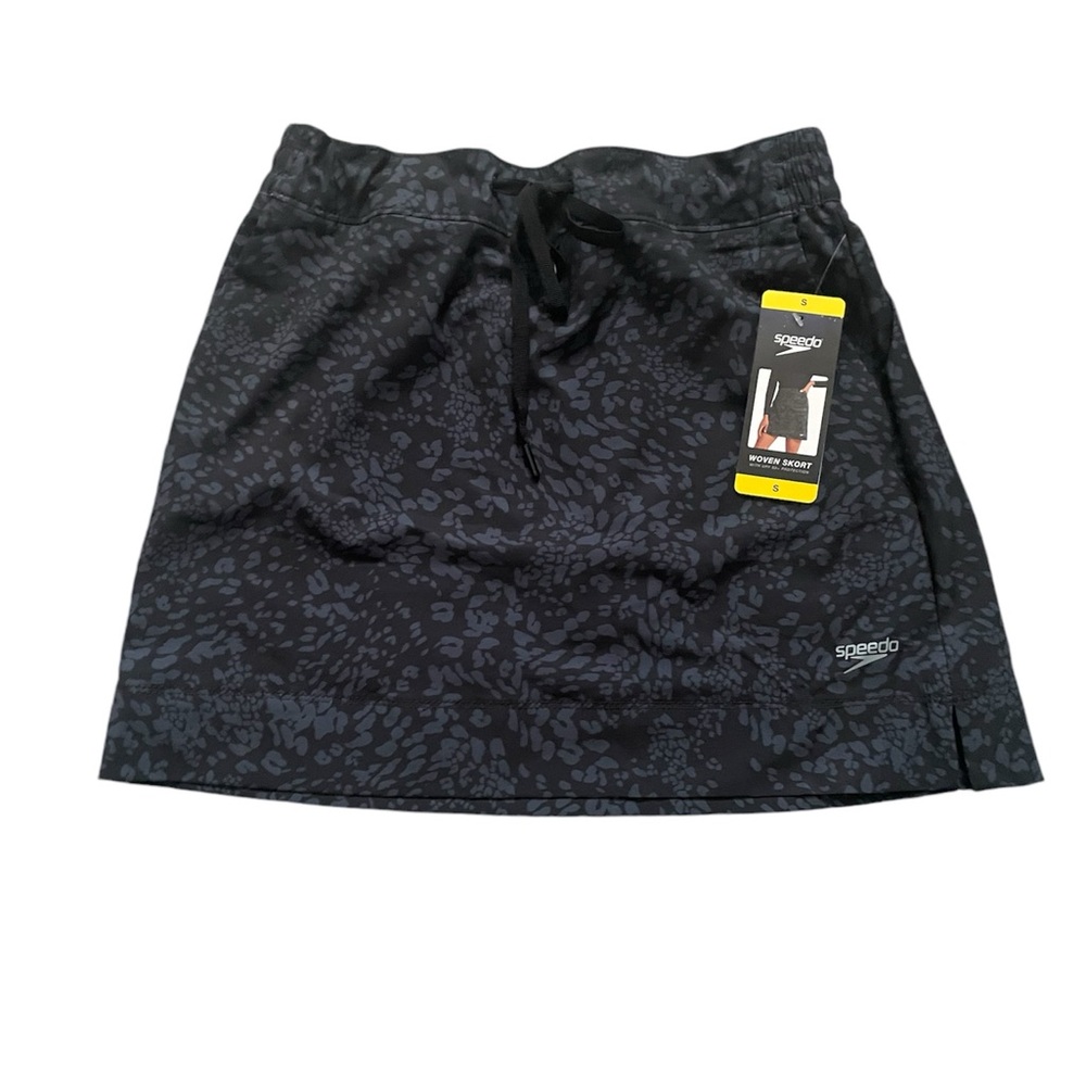 Women skort size S new with tag